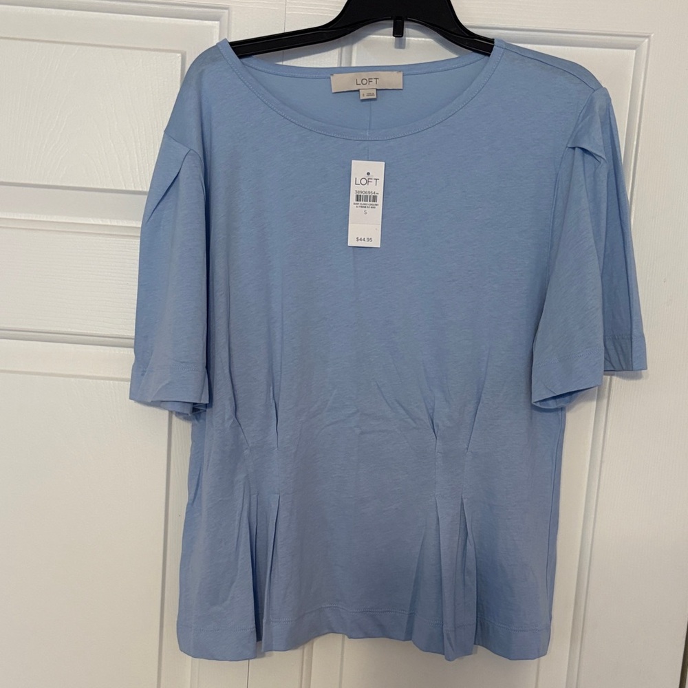 LOFT Powder Blue Short-Sleeve Pleated Women's Top
